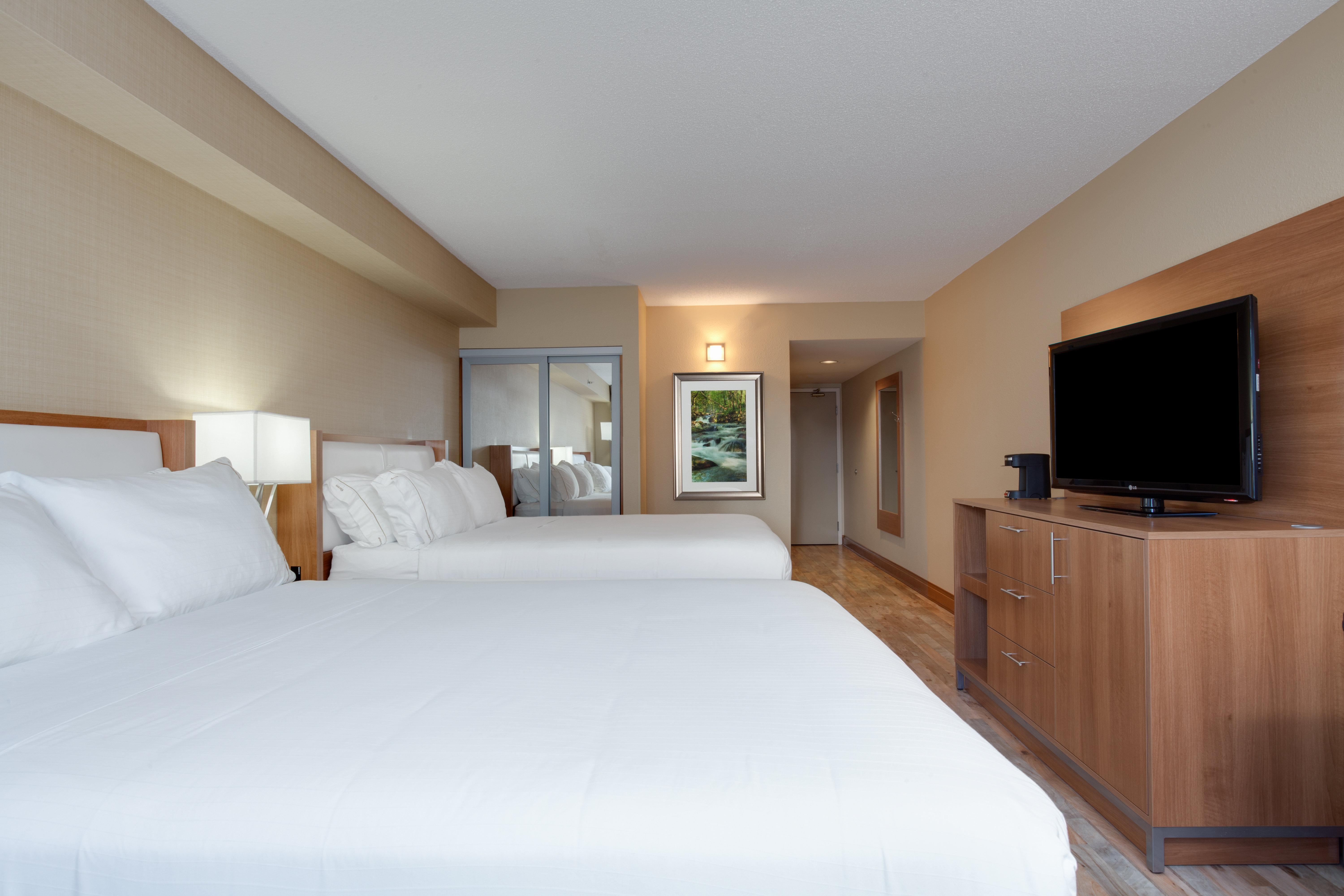 Holiday Inn Express Hotel & Suites Uptown Fredericton By Ihg Exterior foto